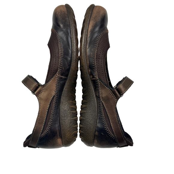 Naot Kirei Distressed Leather Mary Jane Slip-On Comfort Flats Women's Size 7 - Picture 5 of 8